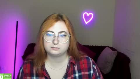 Alicia online show from September 19, 2025, 5:42 am