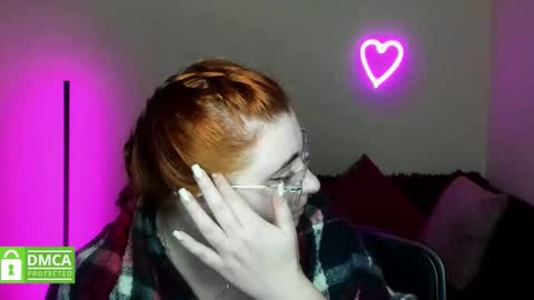 Alicia online show from October 15, 2025, 6:02 am