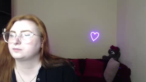 Alicia online show from April 5, 2026, 5:26 am