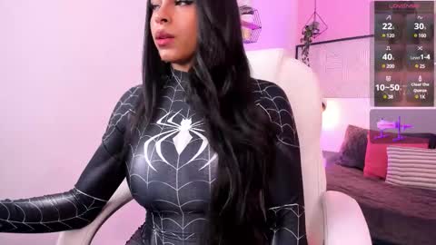 alicia_summer_ online show from February 17, 2025, 4:20 am