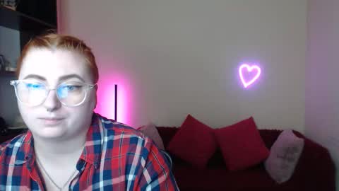 Alicia online show from November 10, 2025, 12:26 pm