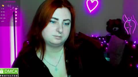 Snapshot of aliciaaared_kis chatting on March 6, 2026, 7:38 am Alicia online show from March 6, 2026, 7:38 am