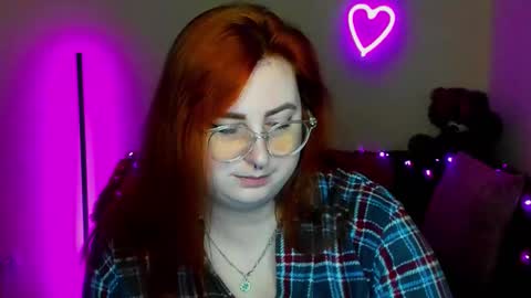 Snapshot of aliciaaared_kis chatting on March 24, 2026, 6:29 am Alicia online show from March 24, 2026, 6:29 am