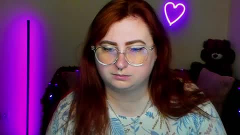 Snapshot of aliciaaared_kis chatting on April 20, 2026, 5:21 am Alicia online show from April 20, 2026, 5:21 am
