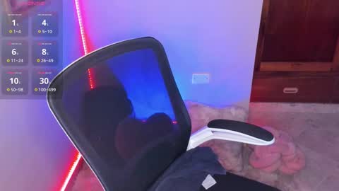 Jennyfer online show from December 19, 2024, 8:13 pm