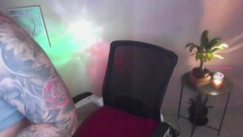 Snapshot of aliciaballard chatting on May 25, 2026, 8:26 pm Jennyfer online show from May 25, 2026, 8:26 pm