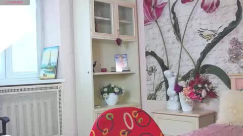 Snapshot of aliciabow chatting on March 9, 2026, 2:32 pm Veronica online show from March 9, 2026, 2:32 pm