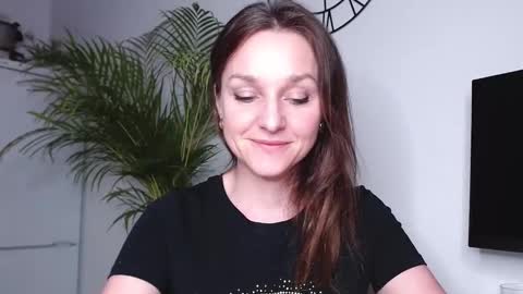 Alicia online show from February 18, 2025, 8:25 pm