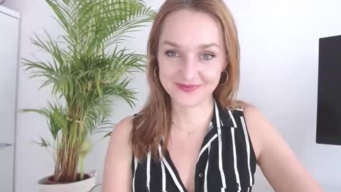 Alicia online show from February 2, 2026, 2:27 pm