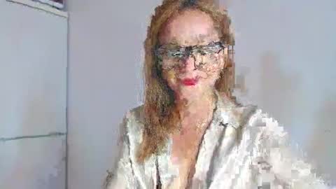 Snapshot of alicialux chatting on June 8, 2026, 8:15 am Alicia online show from June 8, 2026, 8:15 am