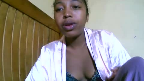 alicianah online show from September 9, 2025, 11:54 am