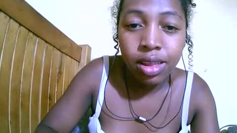 alicianah online show from December 20, 2025, 7:32 pm