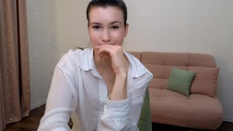 alicianoveli online show from January 1, 2025, 11:49 am