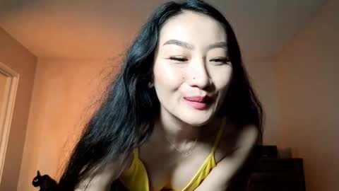 Alicia Hebi online show from November 22, 2025, 2:38 pm