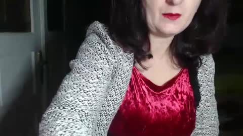 Alidue online show from December 27, 2024, 6:31 pm