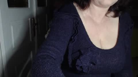 Alidue online show from December 19, 2025, 8:38 pm