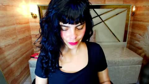 Snapshot of alie_martin_r chatting on April 20, 2026, 7:48 pm Alie online show from April 20, 2026, 7:48 pm