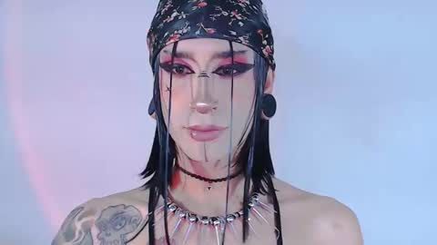     online show from May 26, 2026, 12:39 am