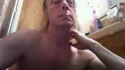 Snapshot of alienlove23 chatting on March 29, 2026, 10:10 pm alienlove23 online show from March 29, 2026, 10:10 pm