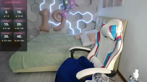 Snapshot of aliicemeow chatting on June 5, 2026, 6:52 am aliicemeow online show from June 5, 2026, 6:52 am