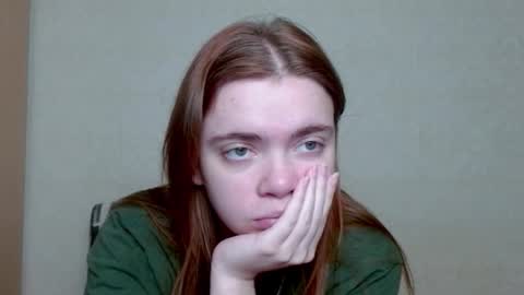 Snapshot of aliiice_stone chatting on November 8, 2025, 1:39 am Alice online show from November 8, 2025, 1:39 am