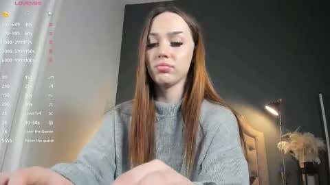 Snapshot of alina_39 chatting on September 19, 2025, 11:22 am alina_39 online show from September 19, 2025, 11:22 am