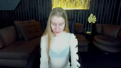 Alina online show from April 19, 2026, 5:40 am