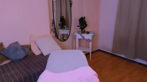 Snapshot of alina_cute_ chatting on December 22, 2024, 4:27 pm Alina online show from December 22, 2024, 4:27 pm