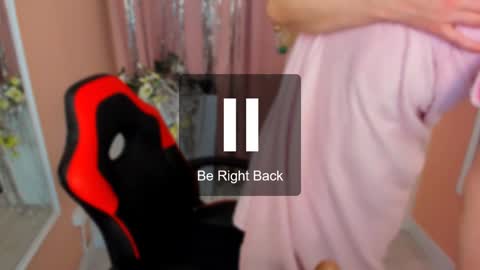 Snapshot of alina_cute_ chatting on December 25, 2024, 4:54 pm Alina online show from December 25, 2024, 4:54 pm