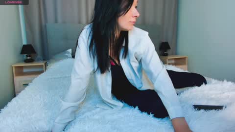 Snapshot of alina_cute_ chatting on January 29, 2025, 8:56 pm Alina online show from January 29, 2025, 8:56 pm