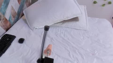 Snapshot of alina_doll1 chatting on February 1, 2026, 7:34 pm alina_doll1 online show from February 1, 2026, 7:34 pm