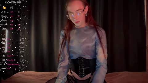 Snapshot of alina_flow chatting on September 21, 2025, 11:34 am Alexa online show from September 21, 2025, 11:34 am