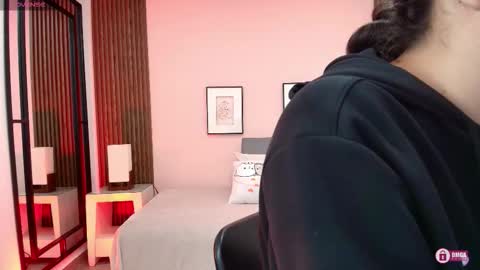 Alina online show from November 7, 2025, 11:43 am