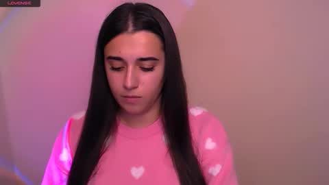 Snapshot of alinaasti_ chatting on October 30, 2025, 11:22 am Alina online show from October 30, 2025, 11:22 am