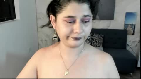 alinabozz1 online show from June 13, 2026, 3:37 am