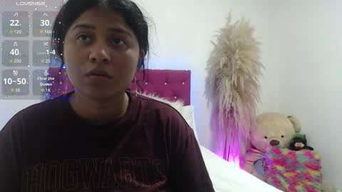 lili online show from November 19, 2025, 3:28 am