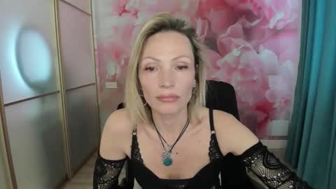 AlinaMoor online show from April 30, 2026, 12:00 pm