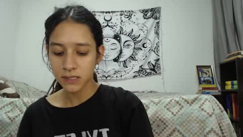 Snapshot of alinawoolf_ chatting on December 26, 2024, 1:40 am Ali online show from December 26, 2024, 1:40 am