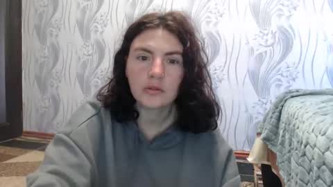 AlinaxJames online show from June 1, 2026, 8:49 am