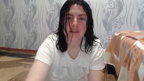 Snapshot of alinaxjames chatting on June 3, 2026, 3:28 pm AlinaxJames online show from June 3, 2026, 3:28 pm
