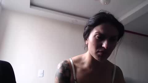 Snapshot of alipetite_ chatting on February 5, 2026, 9:52 pm alipetite online show from February 5, 2026, 9:52 pm