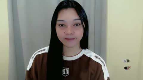 Shanti xhey online show from March 3, 2025, 10:28 am