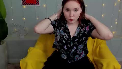 alisa_shybaby online show from October 22, 2025, 8:14 am