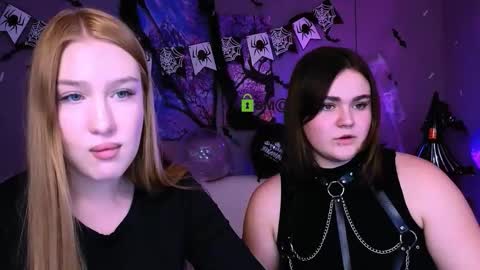 Snapshot of alisabliss chatting on October 28, 2025, 11:29 pm Alisa online show from October 28, 2025, 11:29 pm