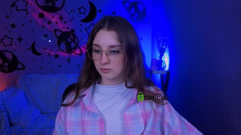 Snapshot of alisabliss chatting on April 21, 2026, 7:17 pm Alisa online show from April 21, 2026, 7:17 pm