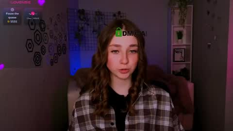 Snapshot of alisabliss chatting on April 24, 2026, 7:38 pm Alisa online show from April 24, 2026, 7:38 pm