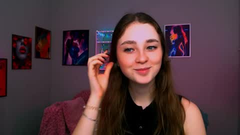 Snapshot of alisabliss chatting on May 4, 2026, 9:16 am Alisa online show from May 4, 2026, 9:16 am