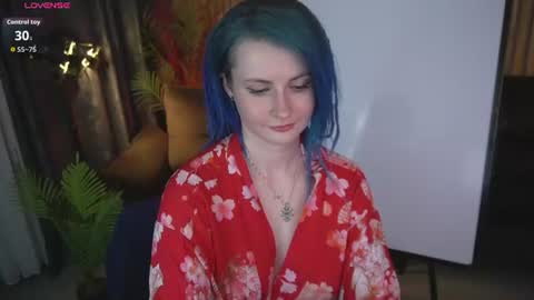 Snapshot of alisagrace chatting on June 16, 2026, 7:05 pm alisagrace online show from June 16, 2026, 7:05 pm