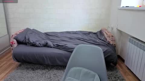 alisawyn online show from November 1, 2025, 4:36 am