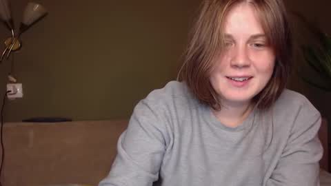 Snapshot of alisaxxxshy chatting on September 30, 2025, 10:26 pm alisaxxxshy online show from September 30, 2025, 10:26 pm